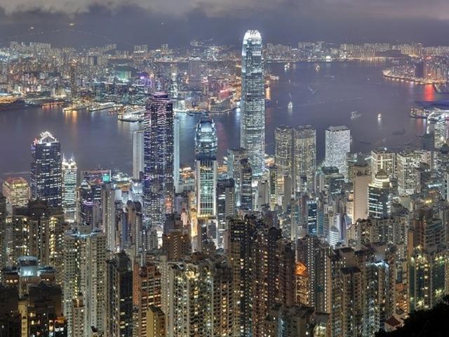 “香港第一神童”罗兆辉：14岁辍学，27岁身家超过10亿，47岁去世