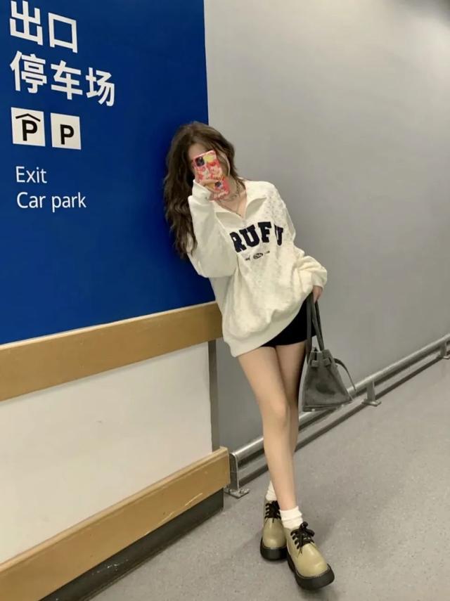 马丁靴图片