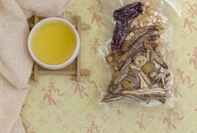 福建省泉港区中医医院副院长朱明：便秘老人可喝点黄芪水