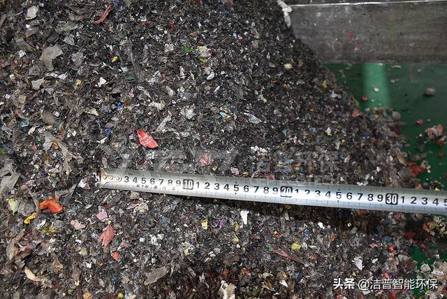 双轴剪切式破碎机使用方法