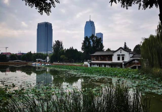 河北11个地级市未来最高建筑——由省会石家庄450米高摩天楼引领