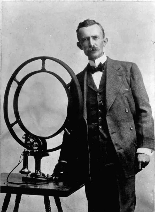 美国人内森·斯塔布菲尔德为手机的首位发明者?