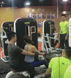 妹纸邪恶的GIF动态图：来自单身人士的蔑视