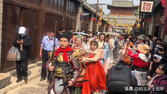 古城穿越的图片（古城穿越图片）