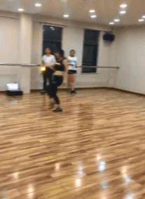 非常搞笑的动态图片：欠你的都还给你，但我绝不会原谅你