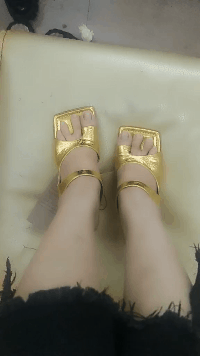 搞笑的动图趣图：新郎，恭喜你，下次还是你结婚