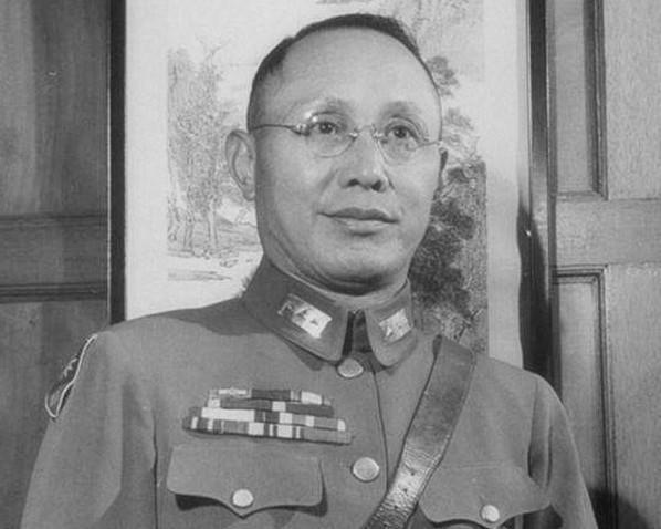 1946年蒋介石密令炸掉汪精卫墓，开棺尸体未腐，口袋有张3寸纸条