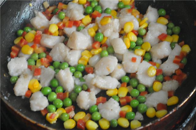 进入秋天，多给孩子吃这种鱼！无鳞又无刺，肉质细嫩特肥美