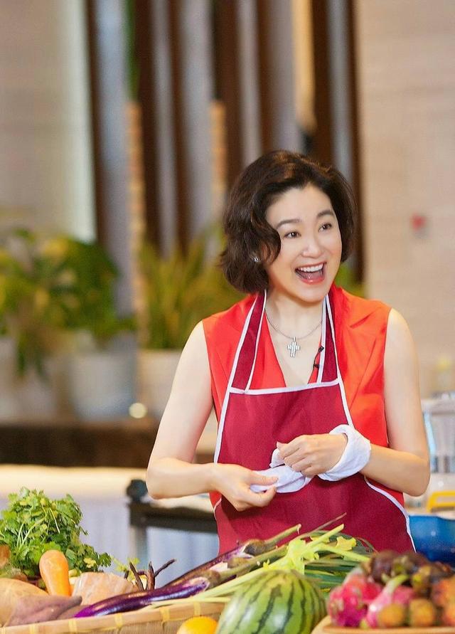 林青霞40岁就老了(林青霞40岁时的旧照)-天晟网