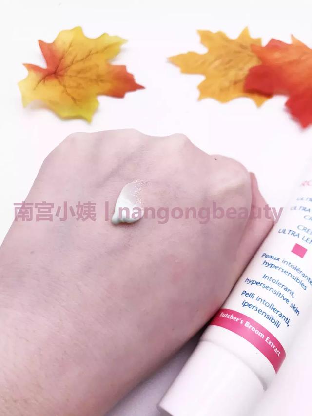 身上起鸡皮疙瘩的痘很痒不红