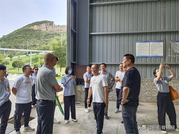 正规砂石公司