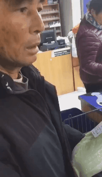 搞笑的GIF趣图：待我舔开之时，便是天下大乱之日