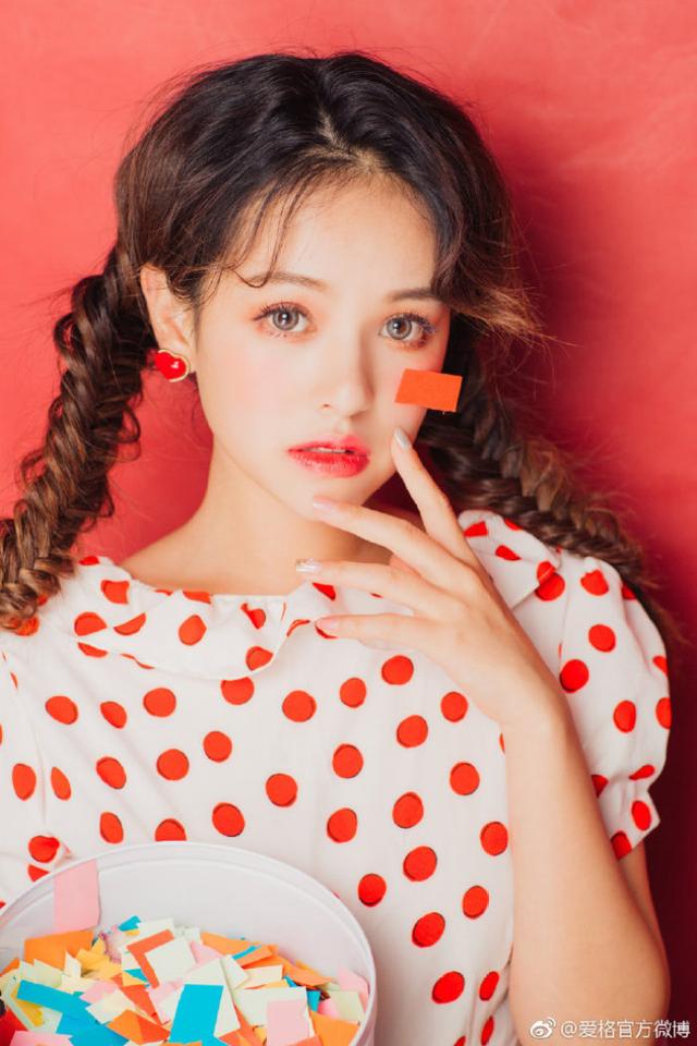 "大叔控"是现在流行的恋爱模式,18-25岁女孩喜欢怎样的大叔?