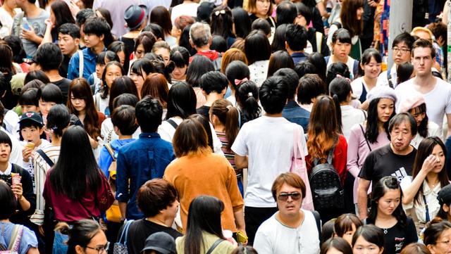 胖东来创始人于东来：90%利润给员工，冲在抗洪第一线