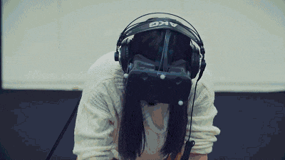 爆笑的GIF动态图：等老娘下完这个腰，就来撕你！