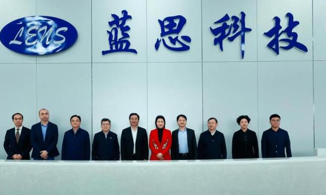 患上苹果依赖症，国产大厂利润下滑35%，央视的呼吁不得不重视