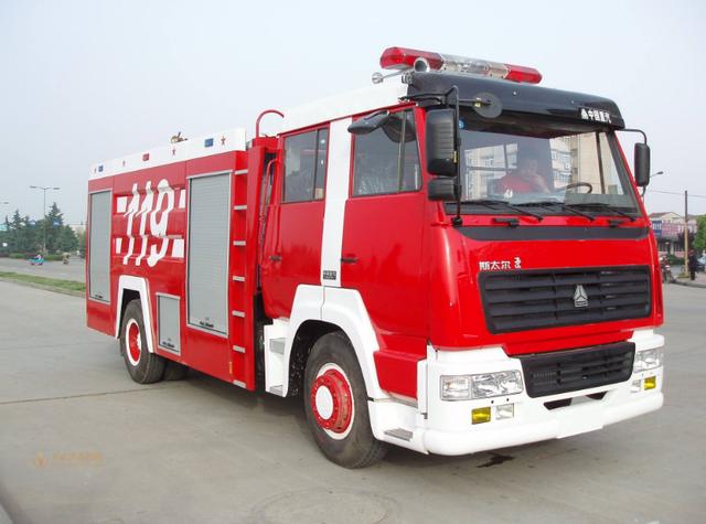 警车上的灯叫什么(警车上面那个灯叫什么)