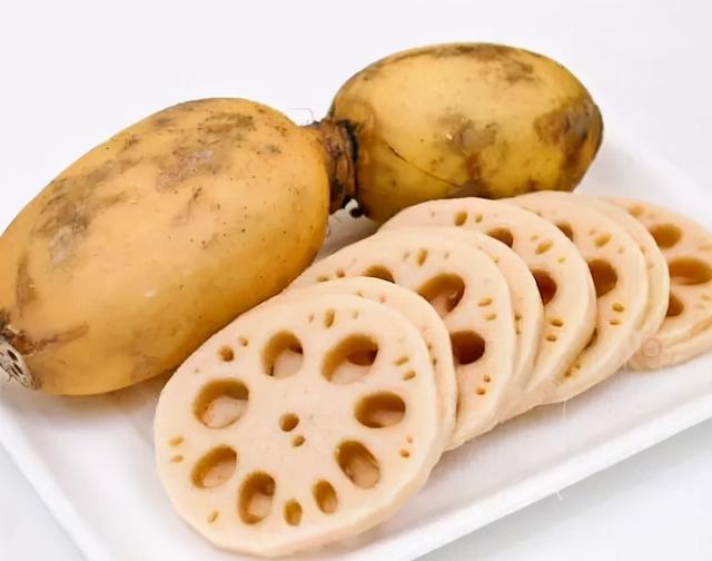 高血脂不能喝牛奶？提醒：若不想甘油三酯升高，4种食物建议少吃