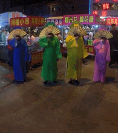幽默的GIF动图：这是一条欺骗感情的黑鱼！