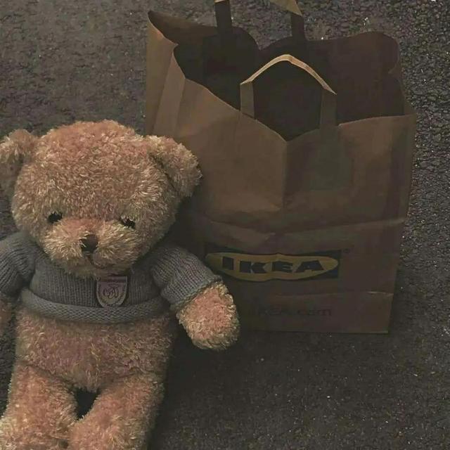 自动回复伤感经典短句子（满是遗憾的自动回复文案）