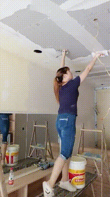 内涵美女GIF动图：不管这个女孩在哪个城市，我一定要得到她！