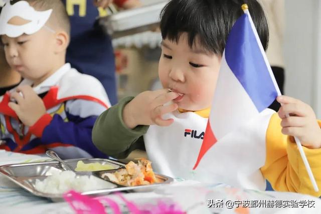 赫德幼儿园联合国日 | 世界那么大，带我去看看