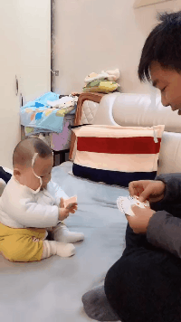 搞笑的GIF动图：?一顿操作猛如虎，一看只有250！