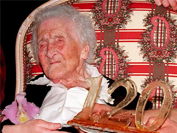 为何说穿袜子睡觉入眠更快更深？日本人长寿，跟他们穿袜子有关？