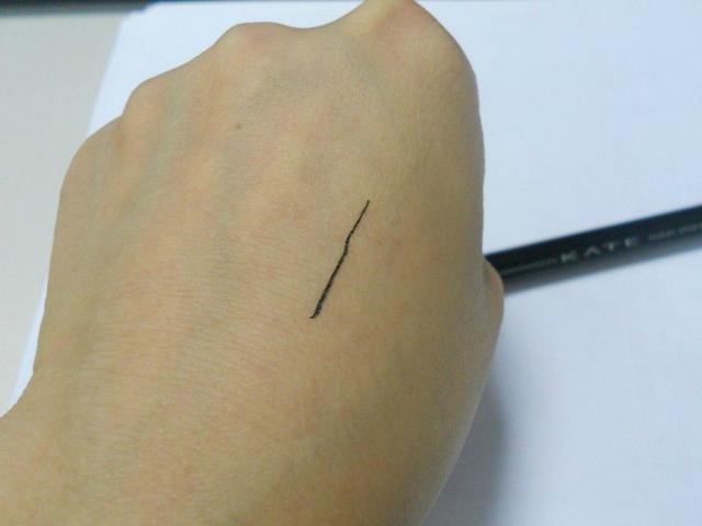 美宝莲眼线笔