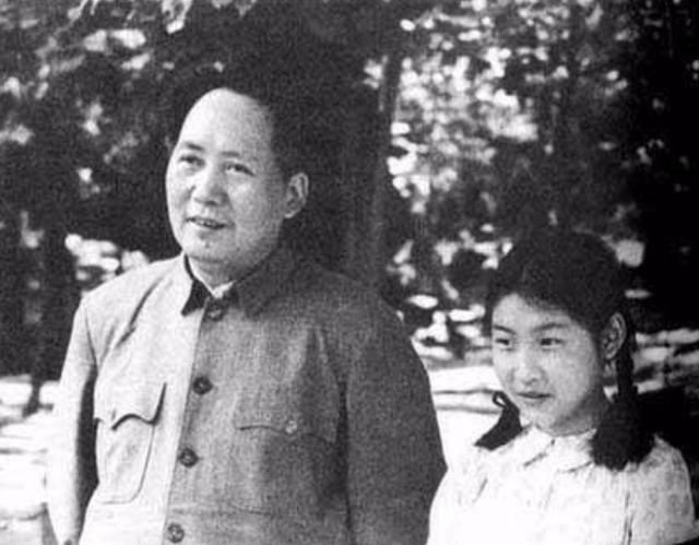 84年贺子珍病逝，后事安排成难题，邓小平一锤定音，做出两条批示