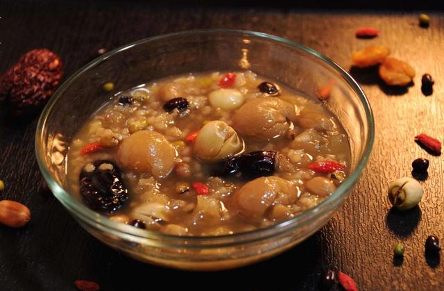 胃不好还要熬夜加班？如何保护自己的肠胃？这些健康常识需了解