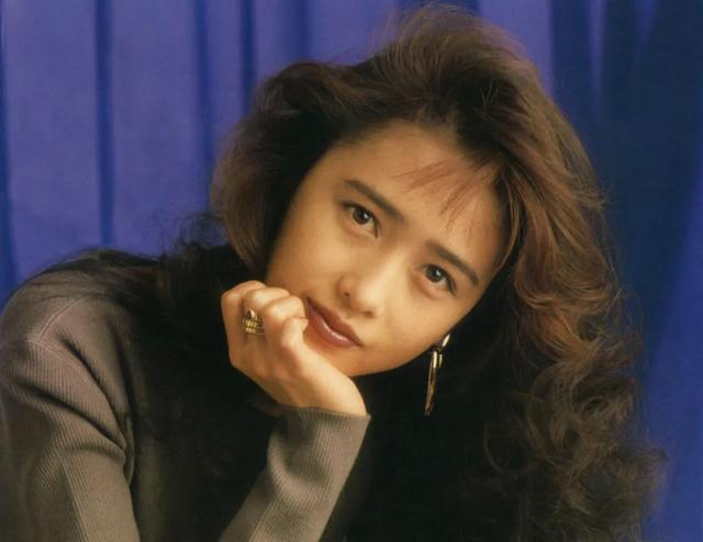 日本性感女星结婚