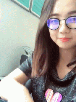 搞笑的动态图图片：现在连牛也来嘲讽单身狗了
