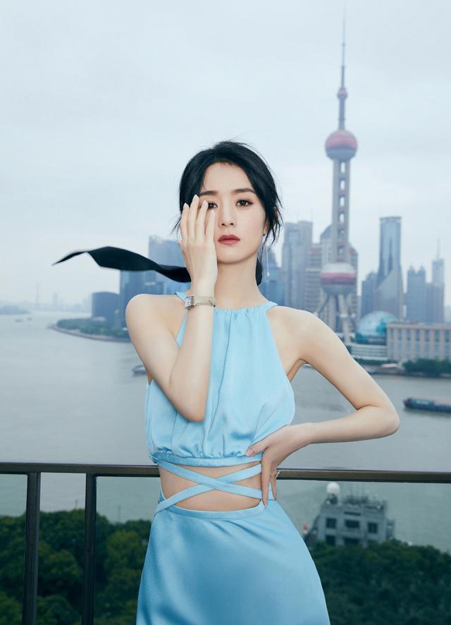 「新华社」赵丽颖身高体重腰围（赵丽颖的腰围是多少）