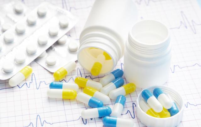 地平、洛尔、沙坦，3药联合应用，血压偏低时怎么减量