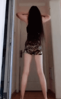 邪恶的小姐姐GIF：骚年，这样的，你能坚持几秒？