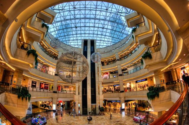 你在赚钱别人在“抢钱”，实体生意难做的“锅”，电商该不该背？