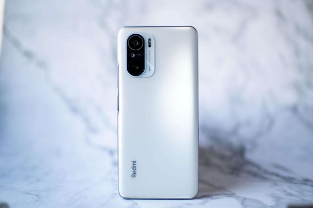 顶配版重回最低价，12GB+256GB，现在香不香？