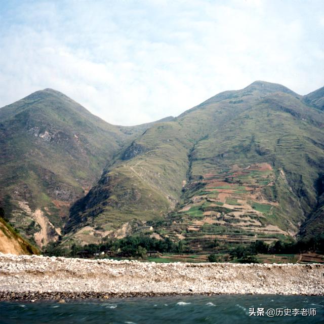 长江三峡指哪三峡