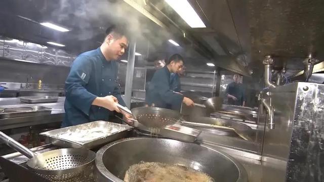 长沙废旧塑料破碎机_长沙塑料撕碎机