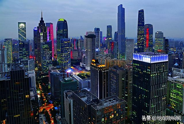 关于水冷式制砂机稀油站用几号油的信息