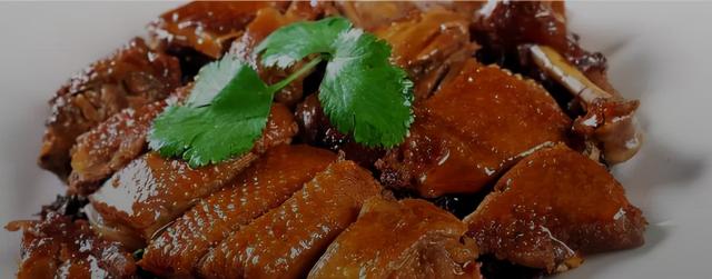 小小山楂作用大，让你肝肠、脾胃都健康