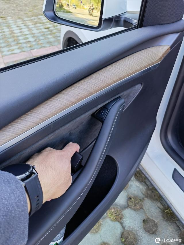 24小时深度试驾特斯拉Model Y长续航版，带给你不一样的体验