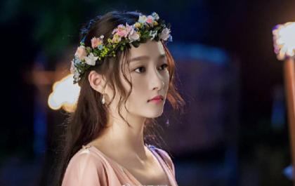 关晓彤是独生女_关晓彤是独生女