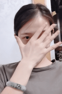 美女邪恶图片会动的：你是格格还是嬷嬷？这个特效真漂亮！