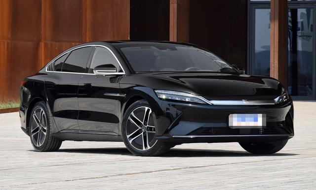 新能源车排名变化大，比亚迪成为新销冠，浅谈背后原因