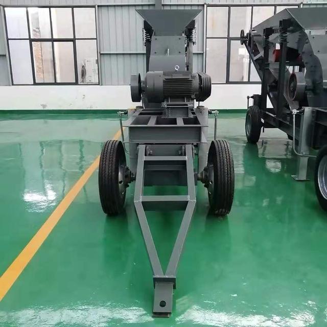 关于立式板锤制砂机1750的信息