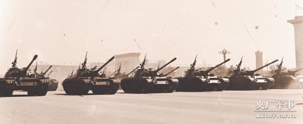 阅兵·档案 | 1959年国庆阅兵：参阅武器装备国产化程度大大提高