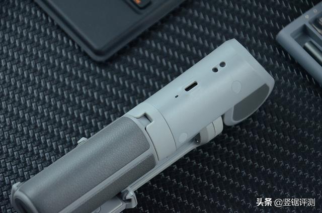 小米有品“黑科技”手机稳定器评测：自动折叠设计，仅重300克