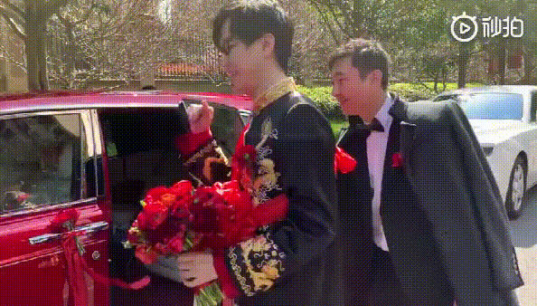 杨超越辟谣恋情:恋情曝光和男友同居被扒，她清纯人设崩了